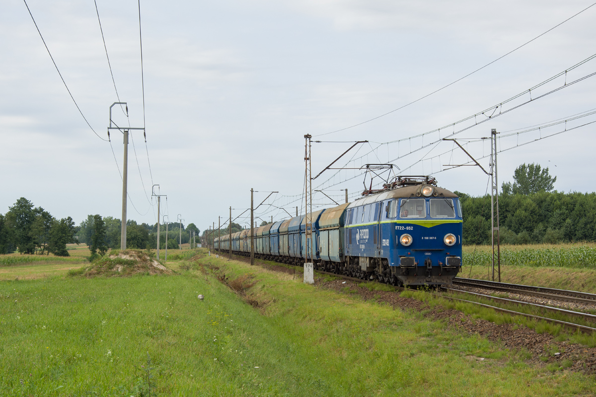 ET22-652 [PKP Cargo]