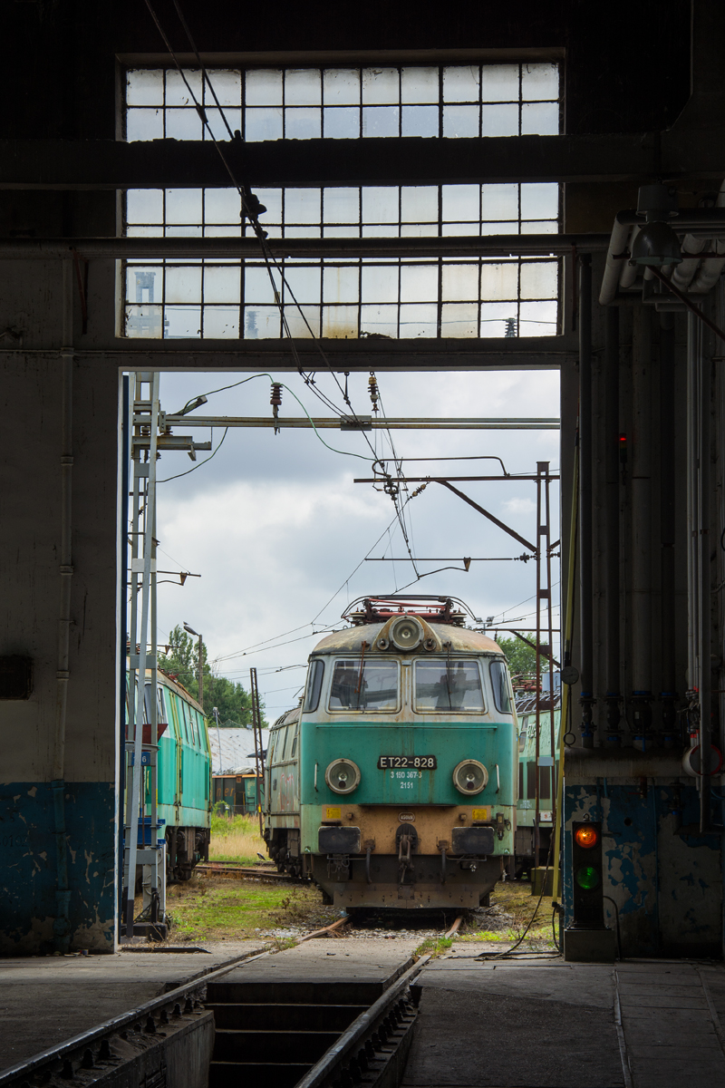 ET22-828 [PKP Cargo]