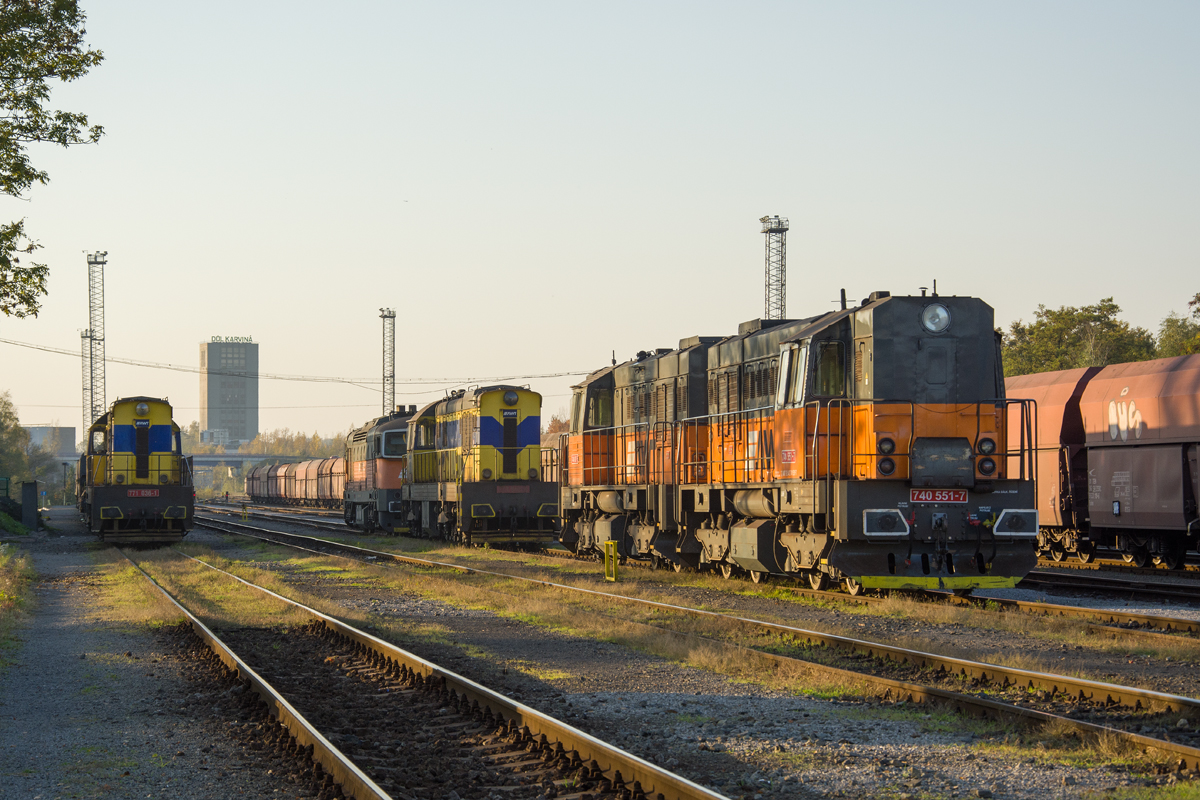 740 551-7 [AWT]