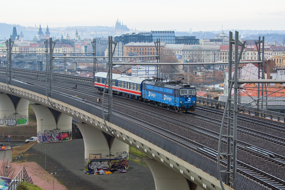 363 526-5 [CD Cargo]