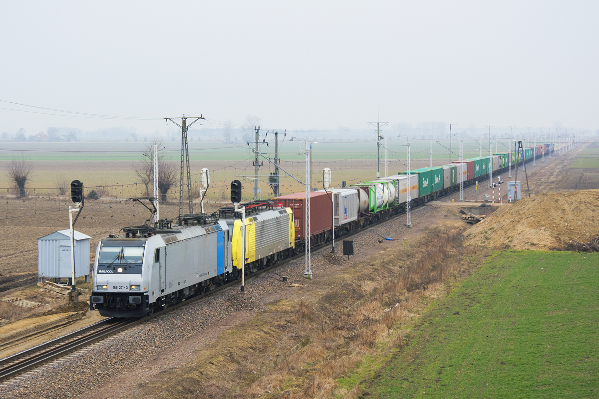 E186 271-3 [LTE group]