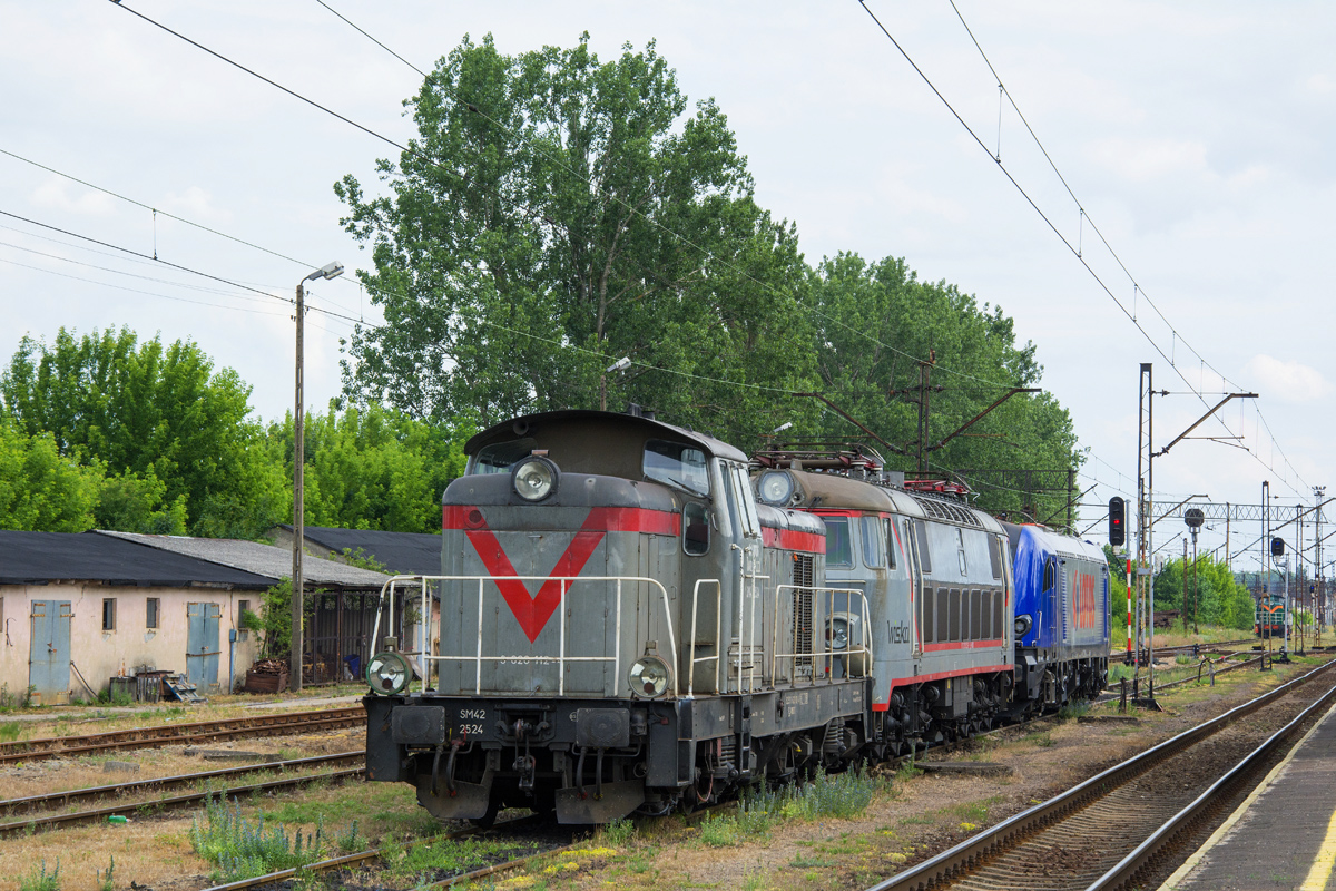 SM42-2524 [Lotos Kolej]