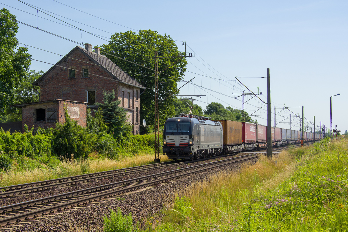 X4E-621 [LTE Group]