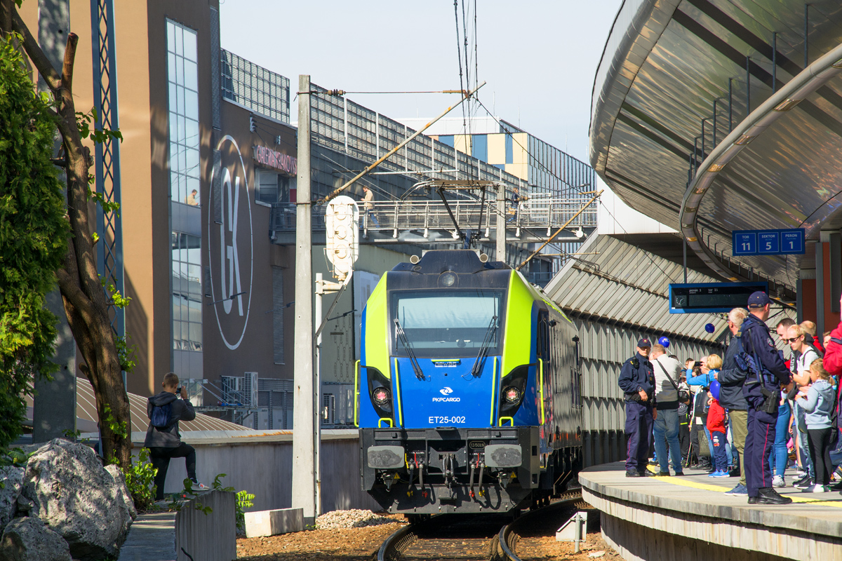 ET25-002 [PKP Cargo]