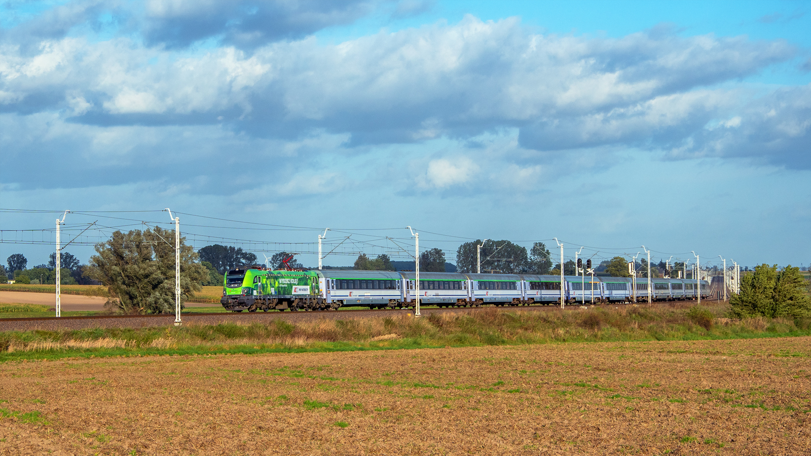 EU160-015 [PKP InterCity]