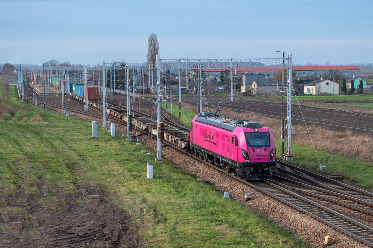 E6ACTab-033 [PKP Cargo]