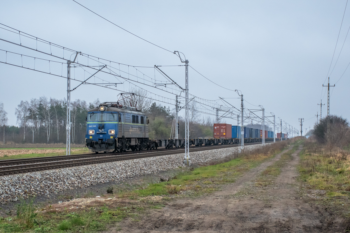 EU07-1520 [PKP Cargo]