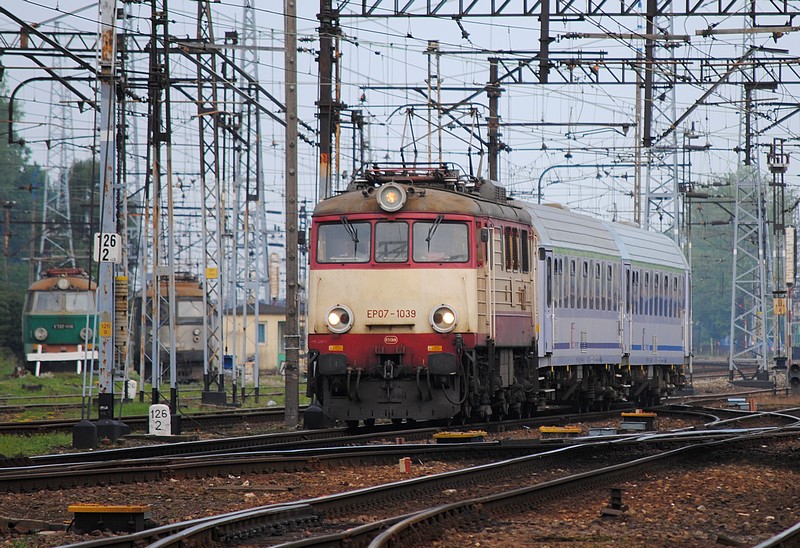EP07-1039 [PKP InterCity]