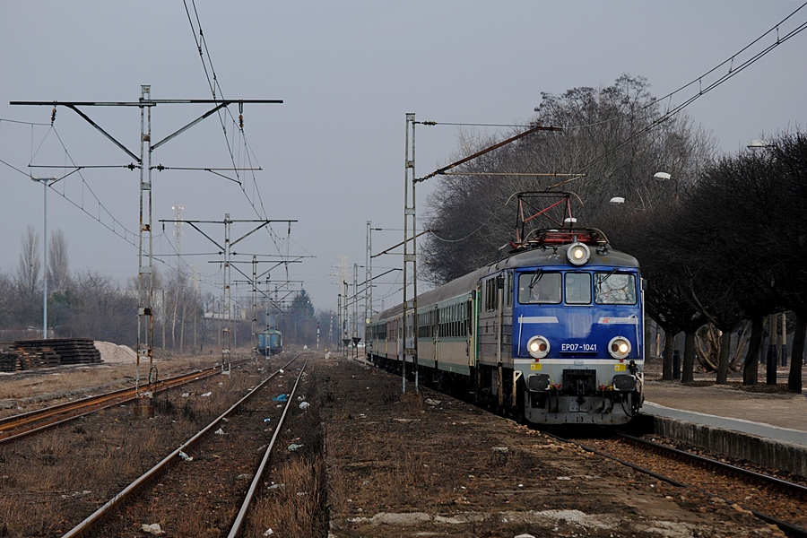 EP07-1041 [PKP InterCity]