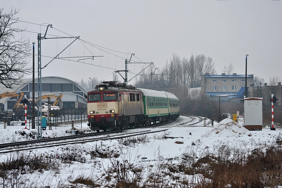 EP07-1049 [PKP InterCity]