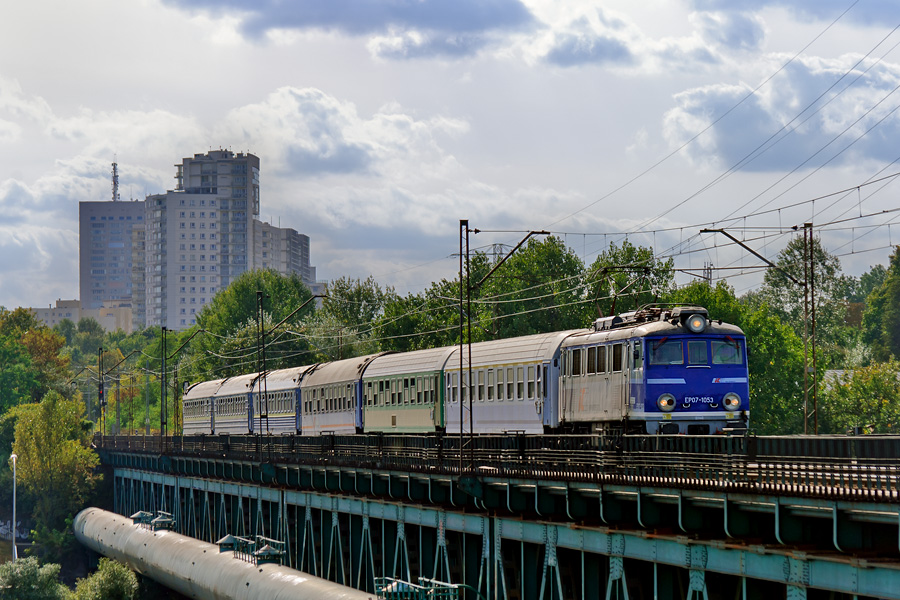 EP07-1053 [PKP InterCity]