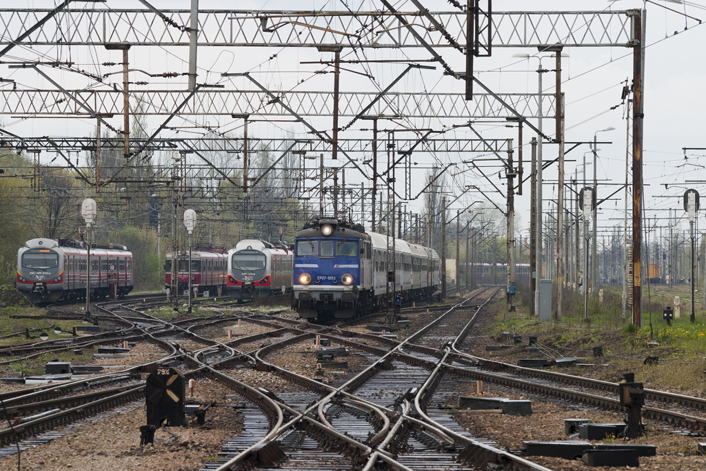 EP07-1053 [PKP InterCity]