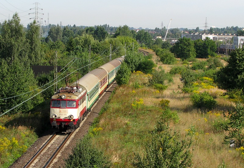 EP07-1053 [PKP InterCity]