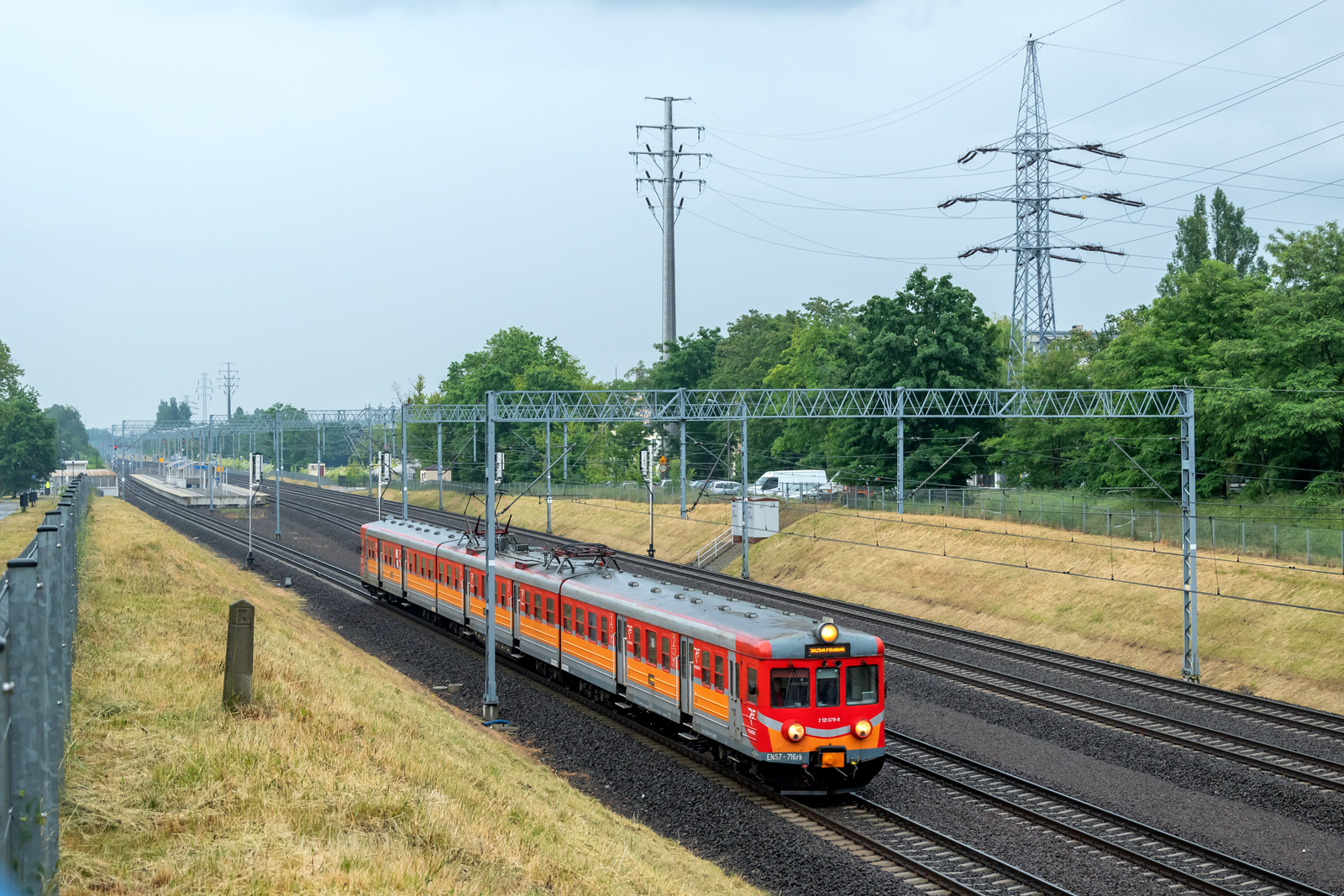EN57-716 [Polregio]