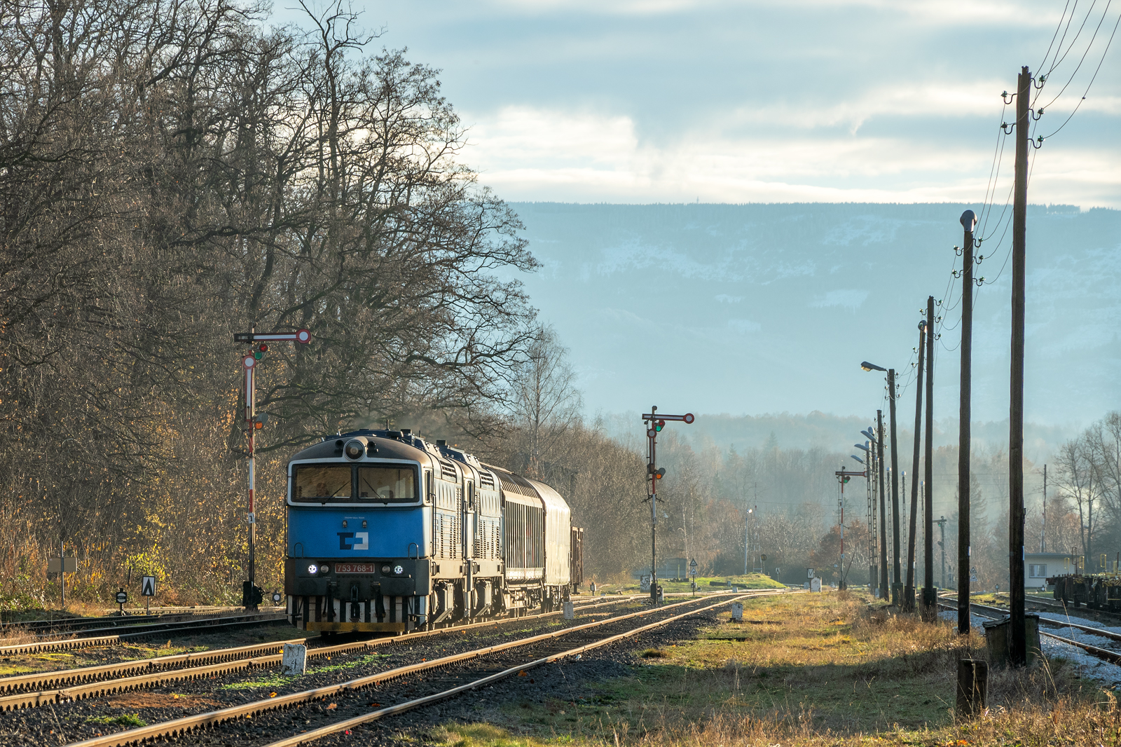 753 768-1 [CD Cargo]