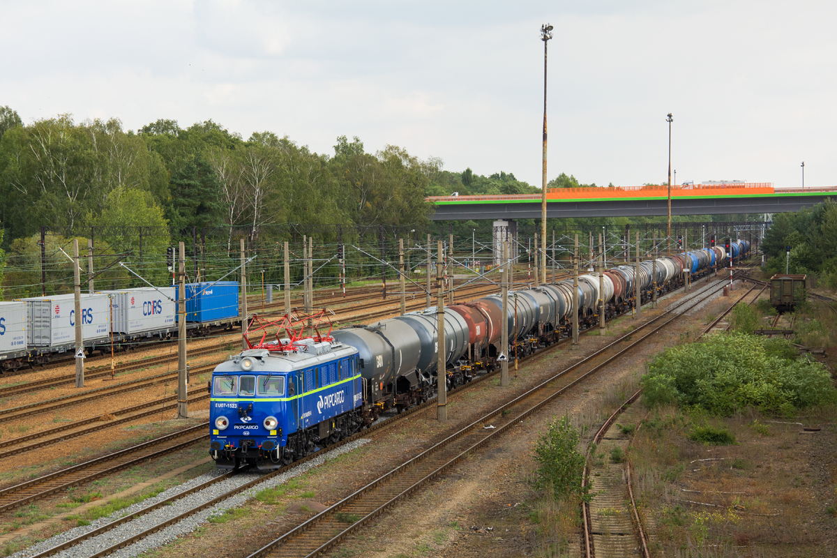 EU07-1523 [PKP Cargo]