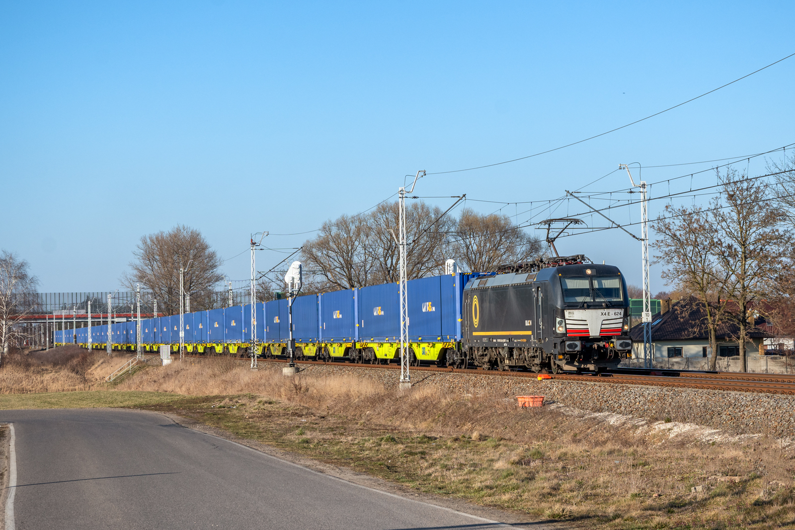 X4E-624 [Lokotrain]