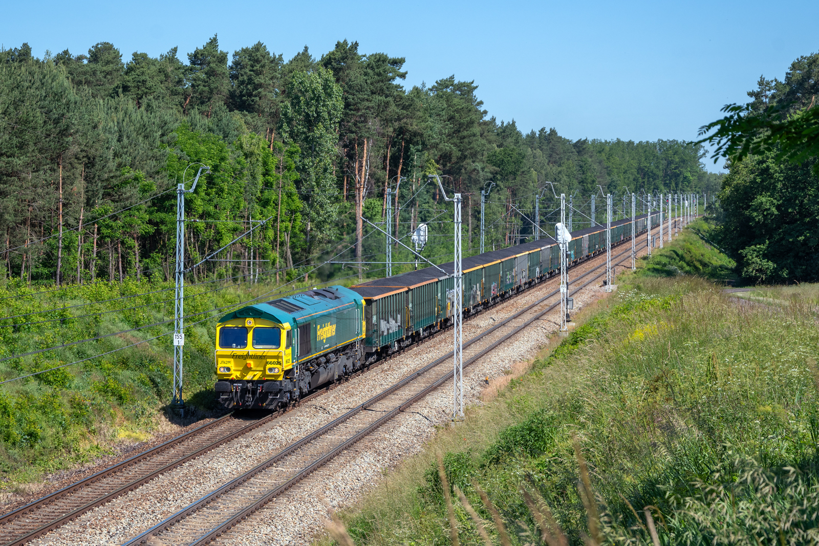 #66025 [Freightliner PL]
