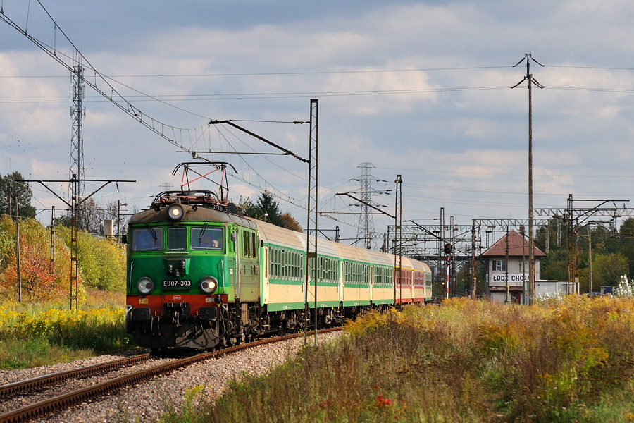 EU07-303 [PKP InterCity]