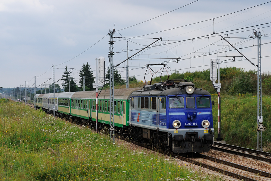 EU07-360 [PKP InterCity]