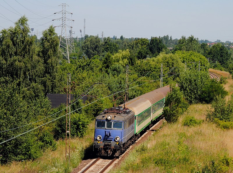 EU07-368 [PKP InterCity]
