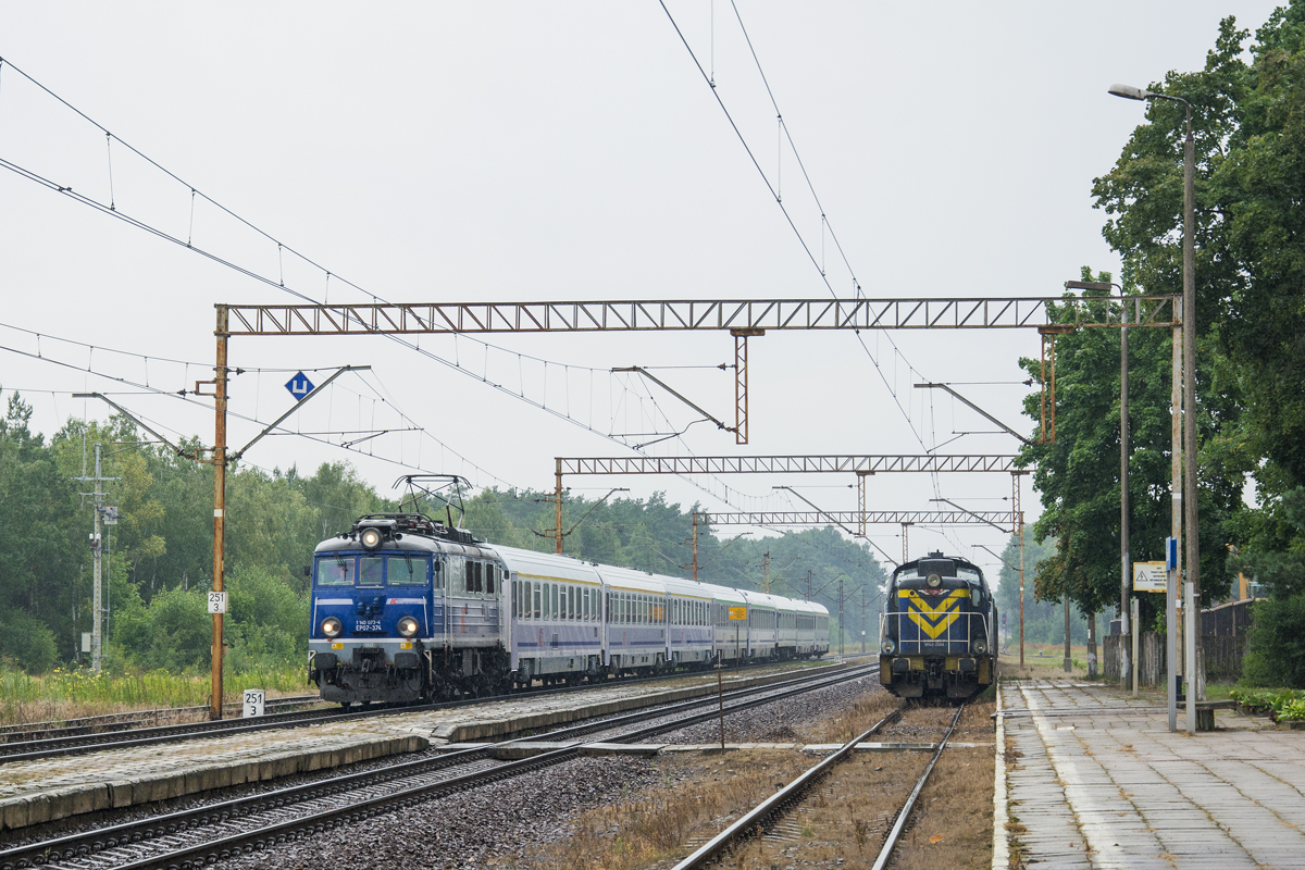 EP07-374 [PKP InterCity]