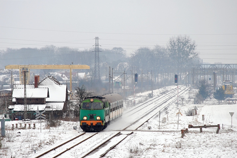 SU45-064 [Przewozy Regionalne]
