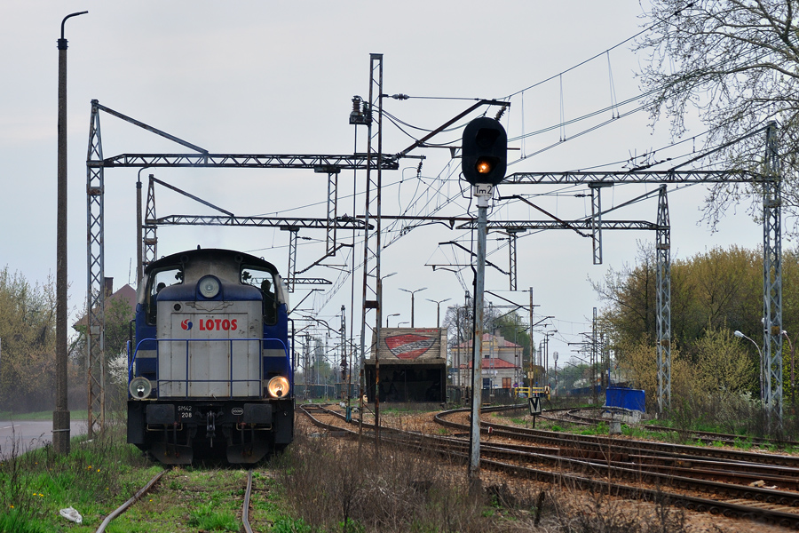 SM42-2208