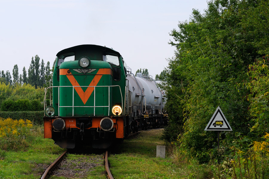 SM42-2464 [Lotos Kolej]