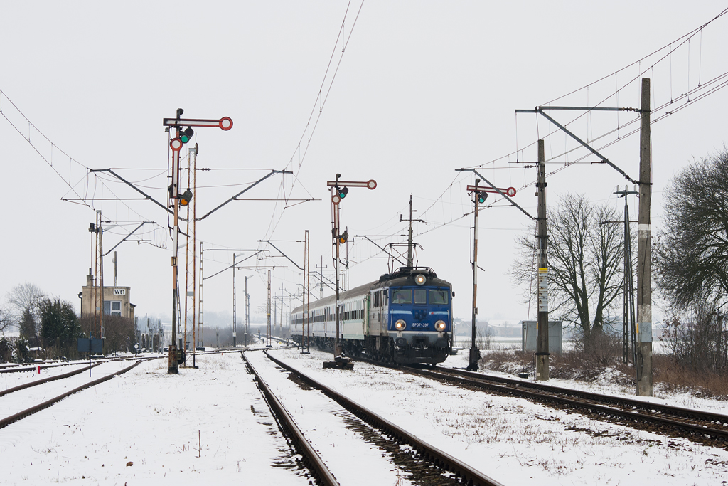 EP07-387 [PKP InterCity]