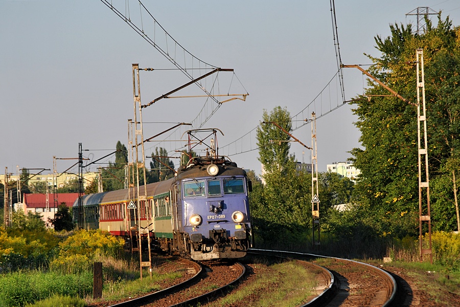 EP07-389 [PKP InterCity]