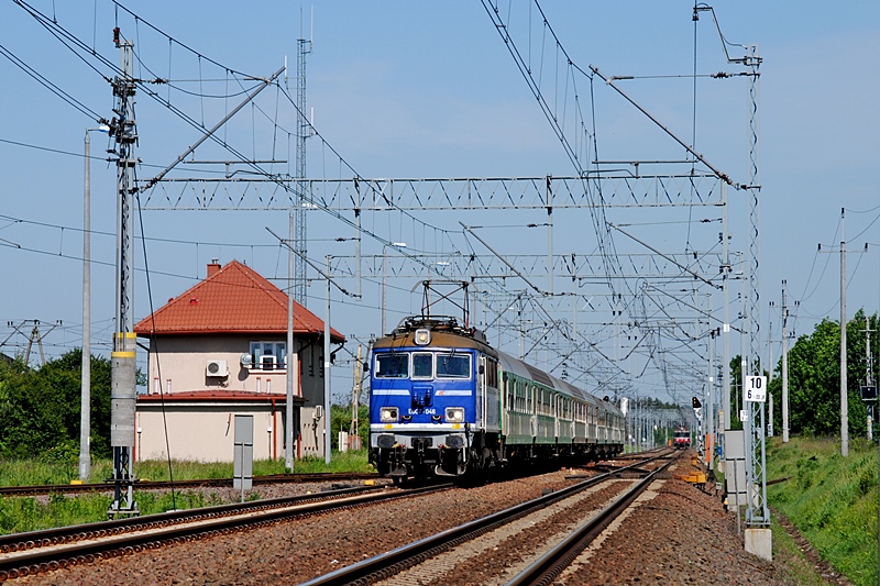 EU07-046 [PKP InterCity]