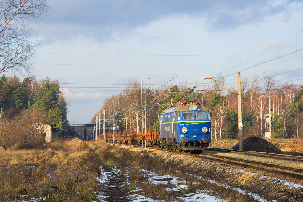 ET22-163
