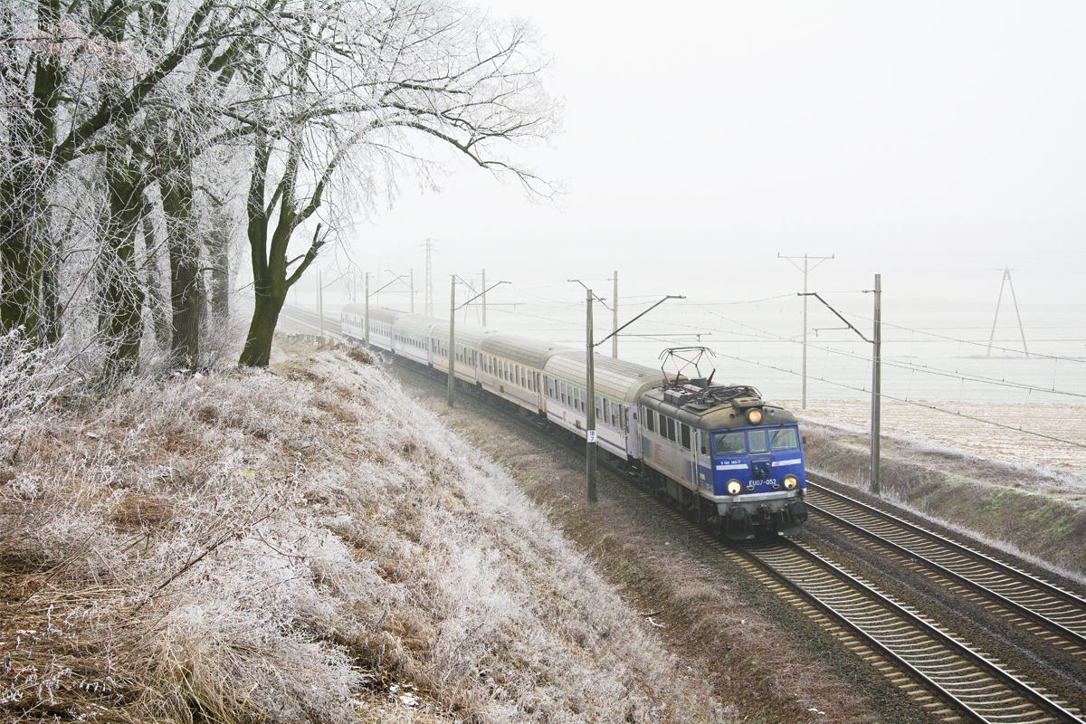 EU07-052 [PKP InterCity]