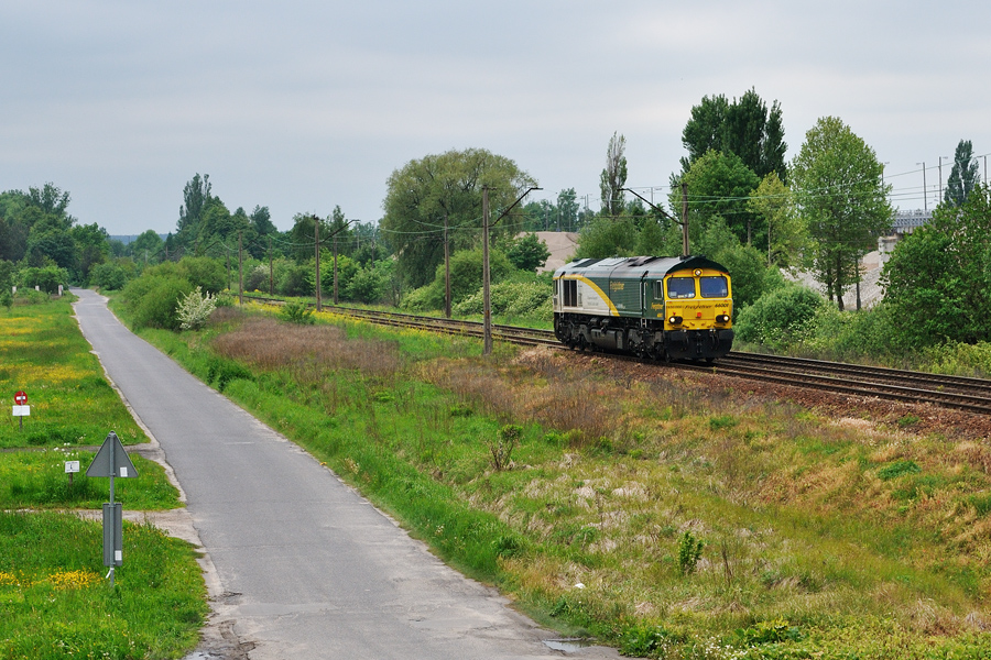#66001 [Freightliner PL]