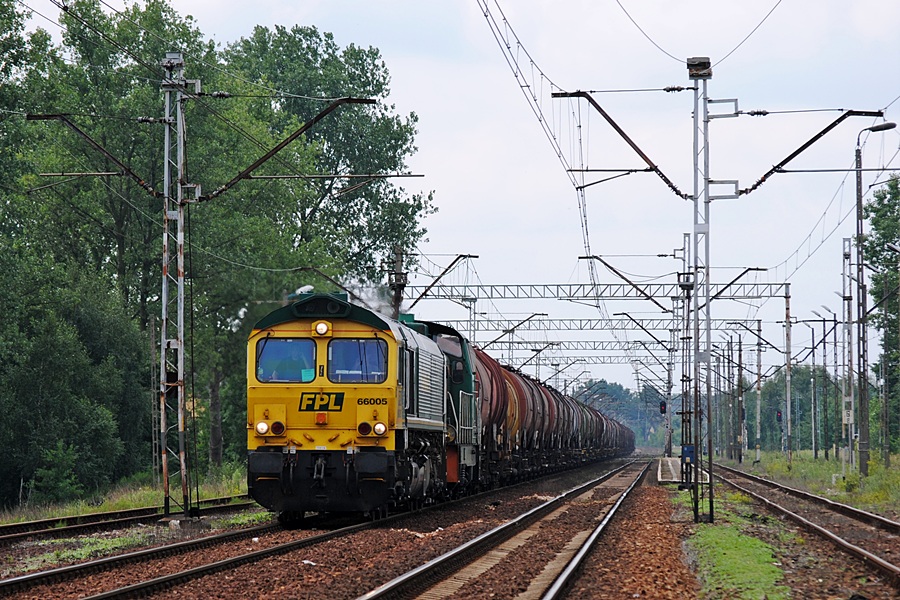 #66005 [Freightliner PL]