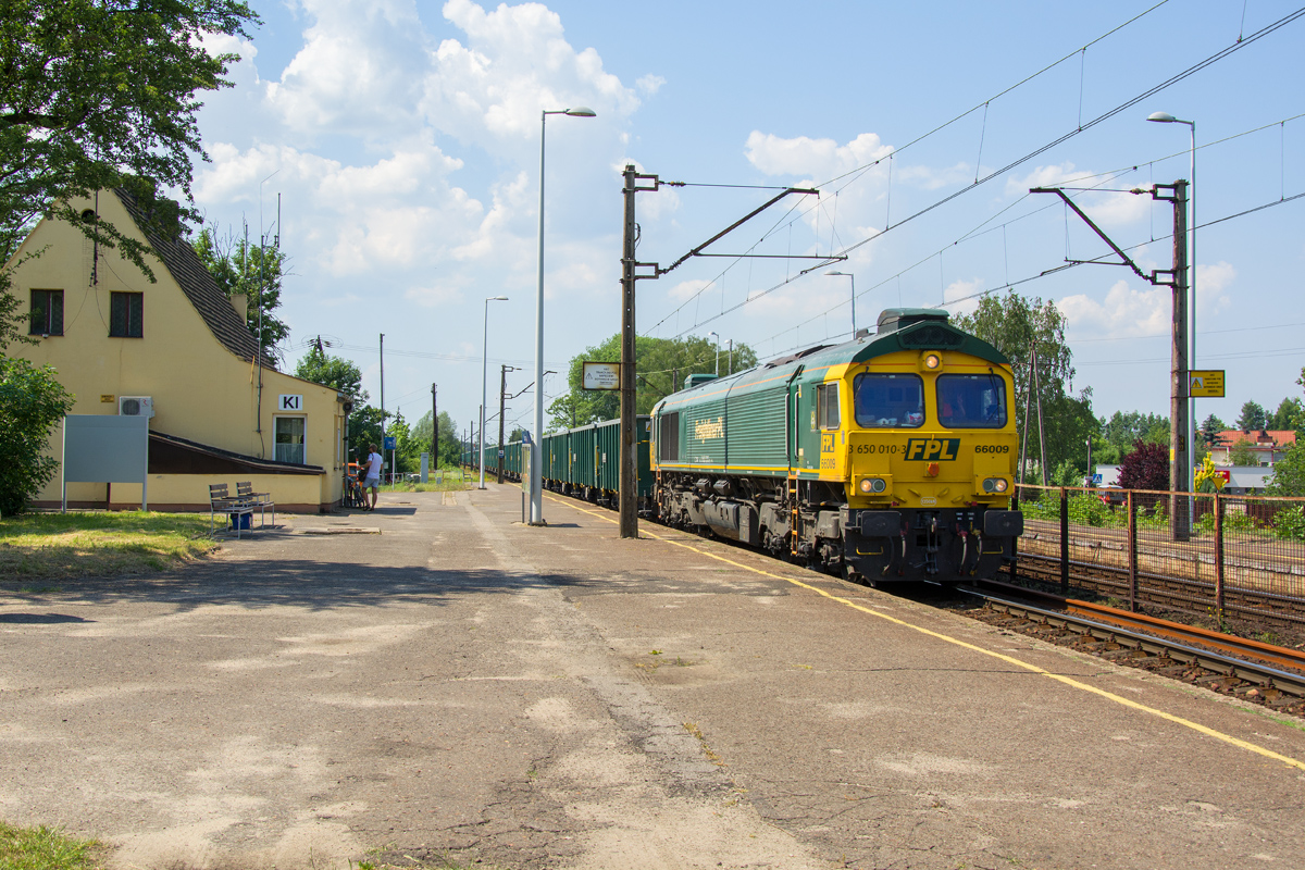 #66009 [Freightliner PL]