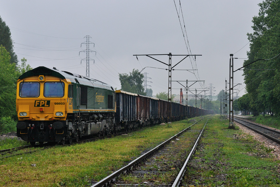 #66603 [Freightliner PL]