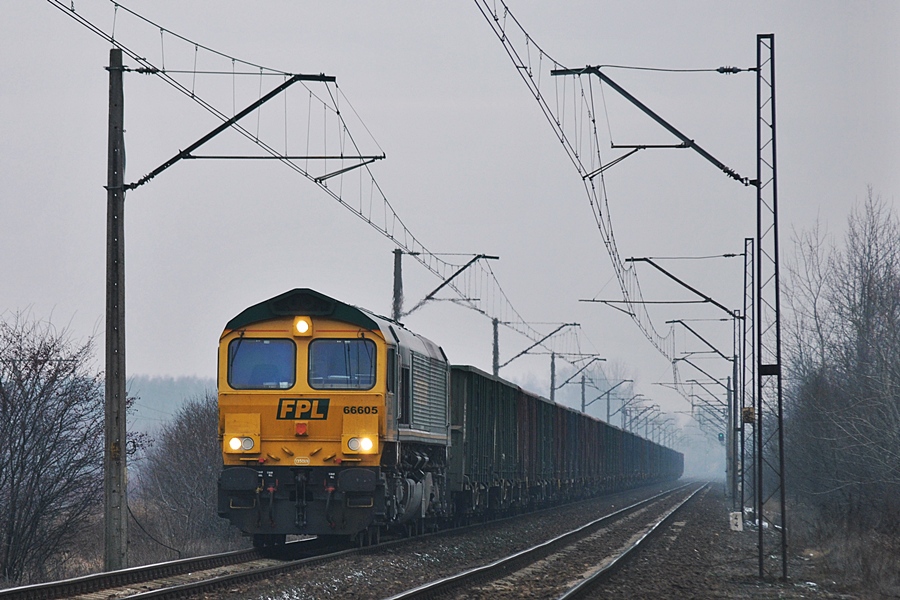 #66605 [Freightliner PL]