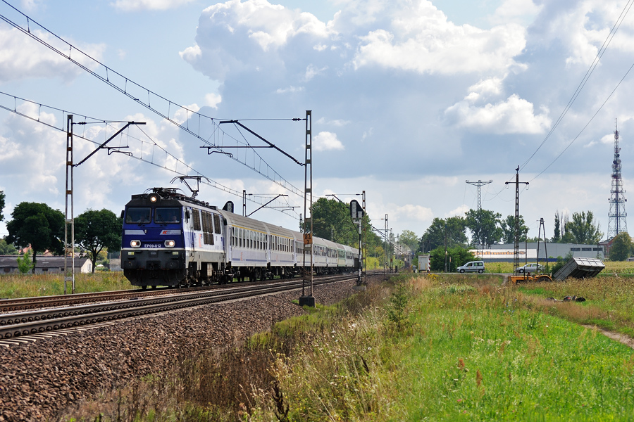 EP09-012 [PKP InterCity]
