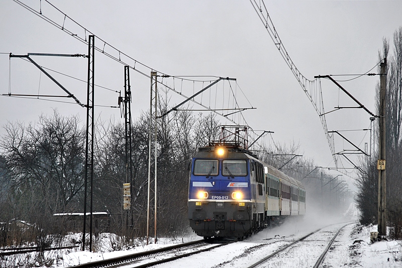 EP09-012 [PKP InterCity]
