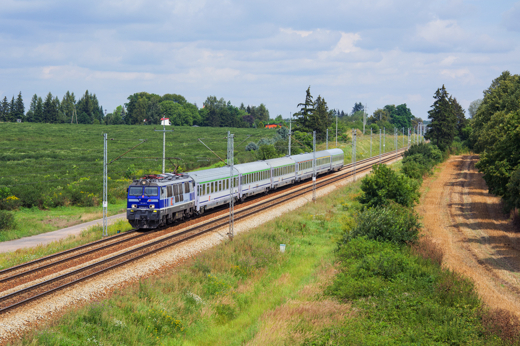EP09-017 [PKP InterCity]