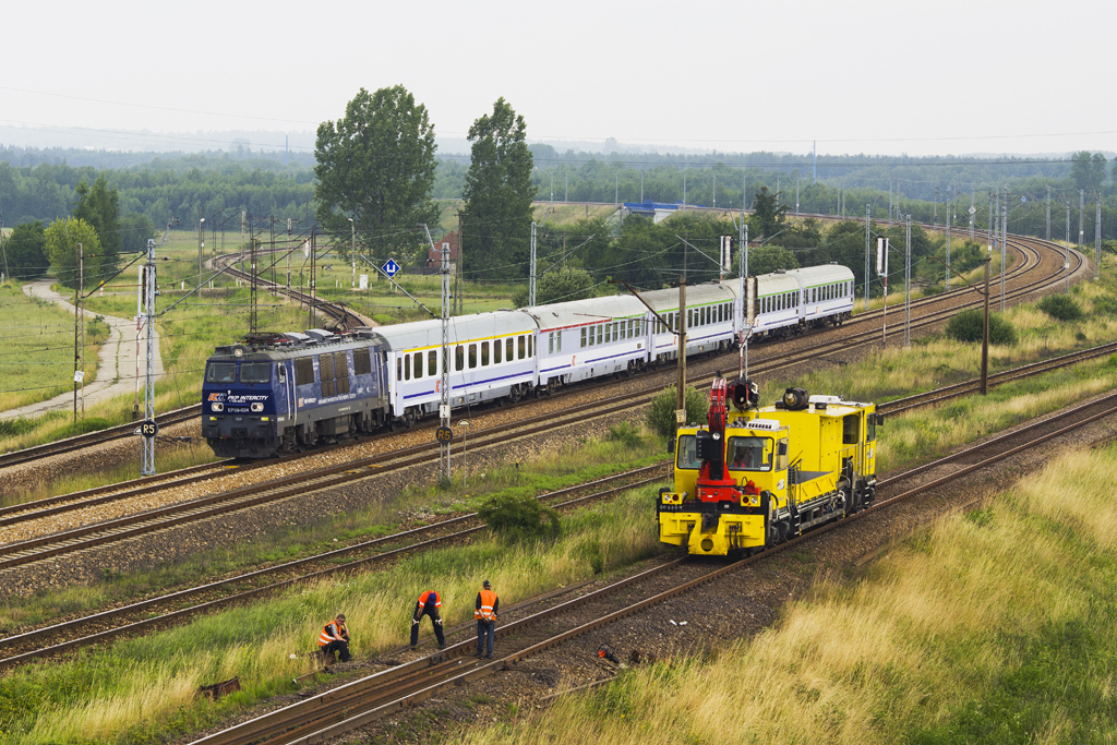 EP09-024 [PKP InterCity]