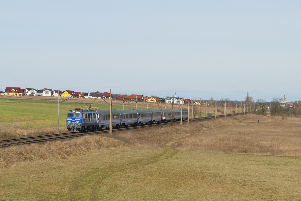 EP09-033 [PKP InterCity]