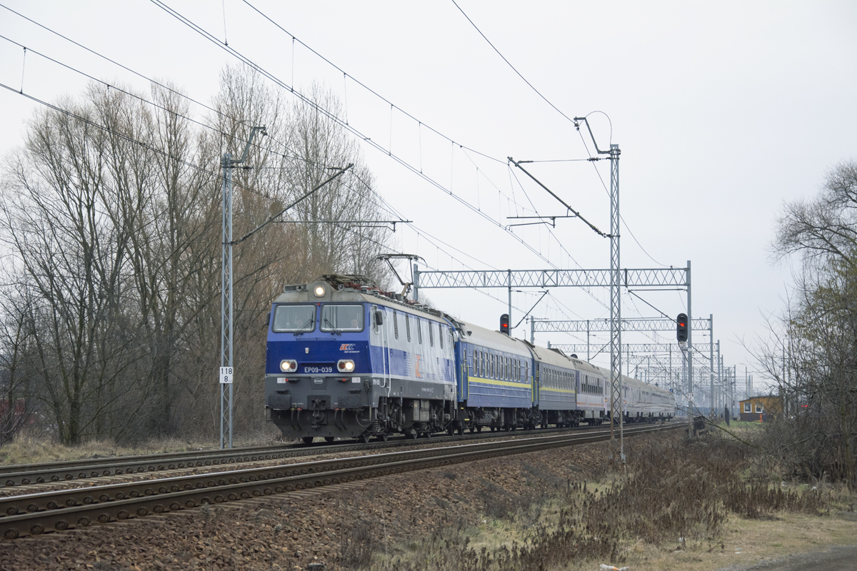 EP09-039 [PKP InterCity]