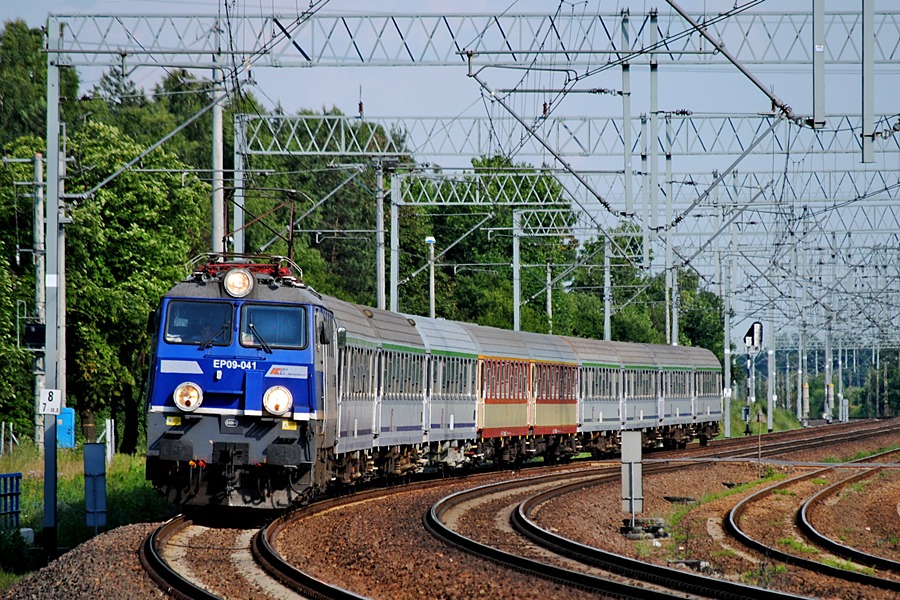 EP09-041 [PKP InterCity]