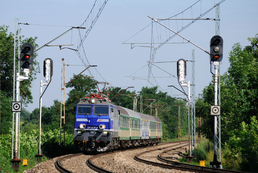 EP09-041 [PKP InterCity]