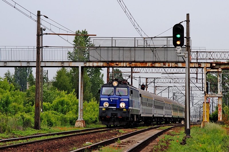 EP09-045 [PKP InterCity]