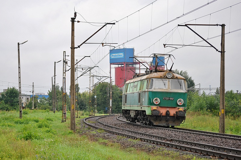 ET22-692 [PKP Cargo]