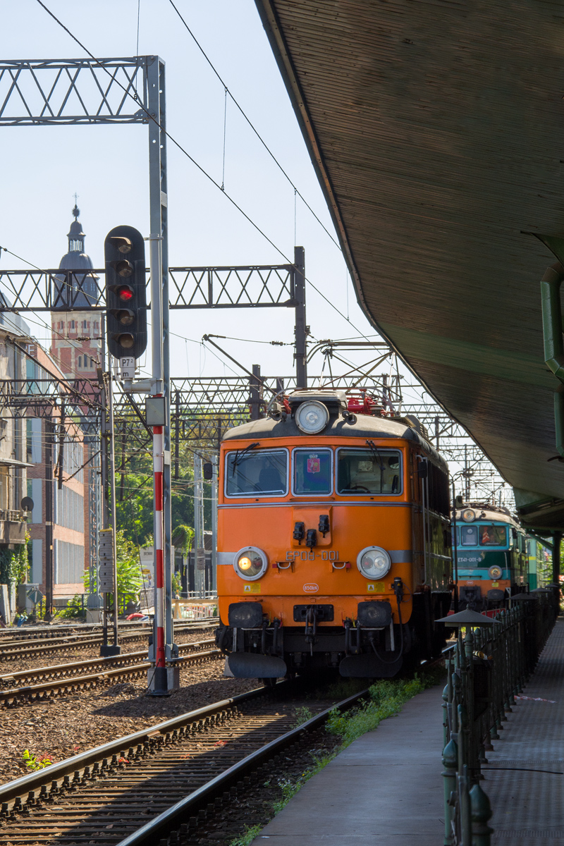 EP08-001 [PKP InterCity]